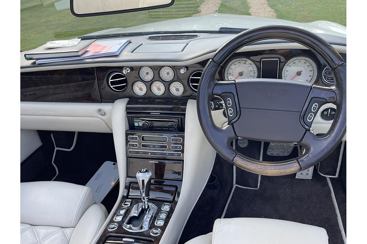 2010 Bentley AZURE T