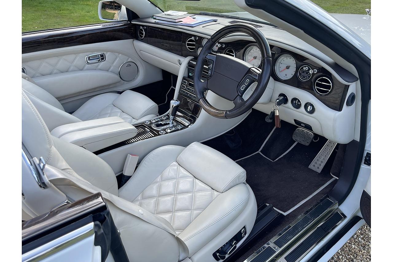 2010 Bentley AZURE T