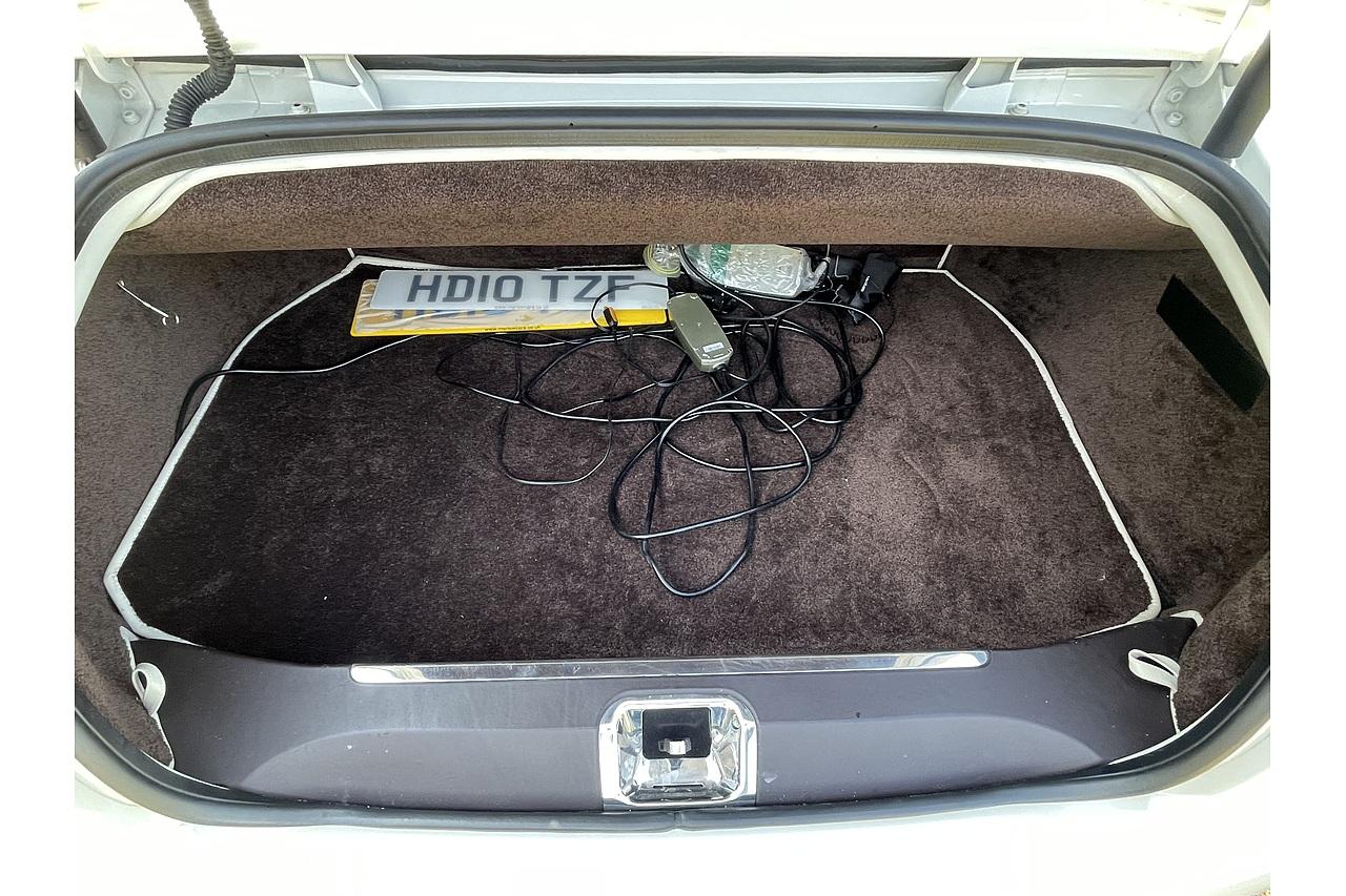 2010 Bentley AZURE T