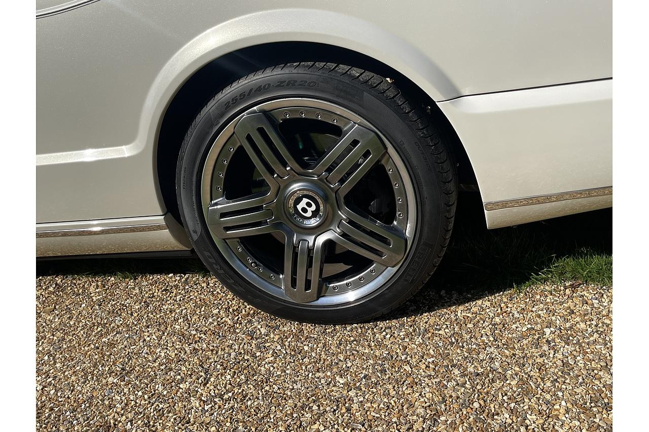 2010 Bentley AZURE T