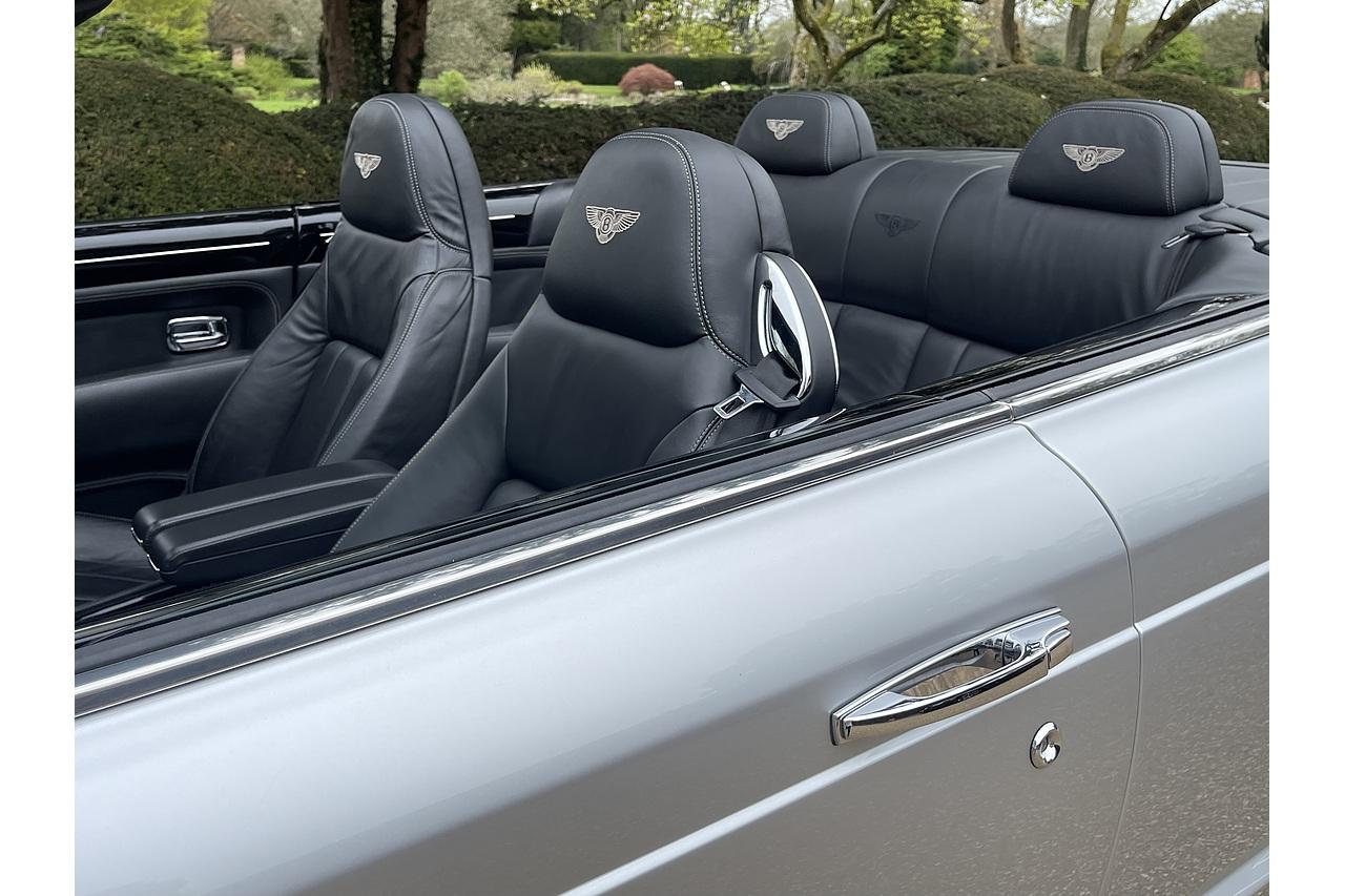 2006 Bentley AZURE