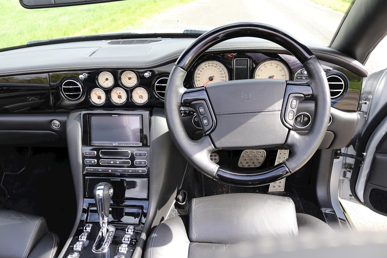 2006 Bentley AZURE
