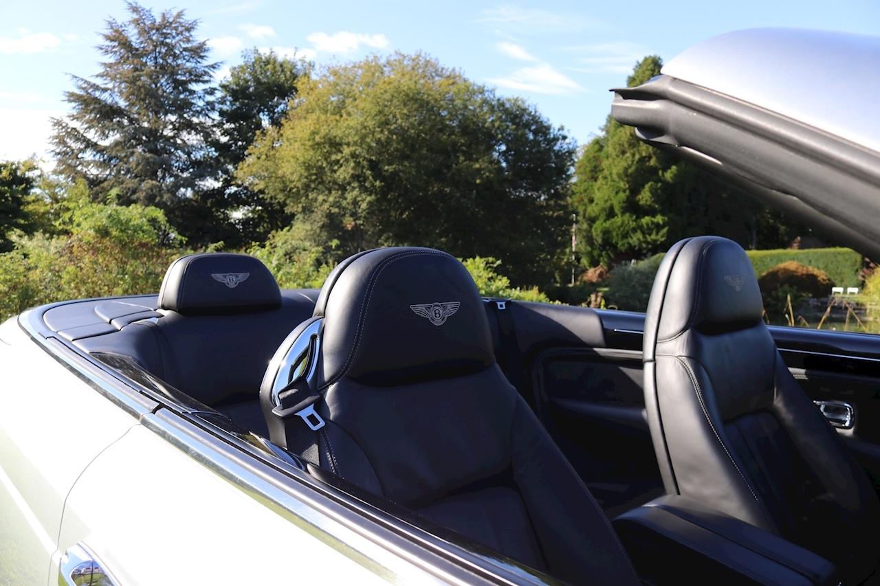 2006 Bentley AZURE
