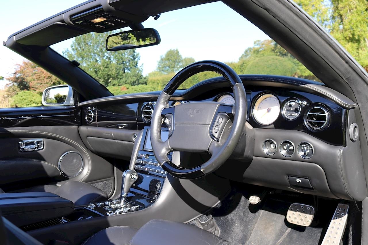 2006 Bentley AZURE