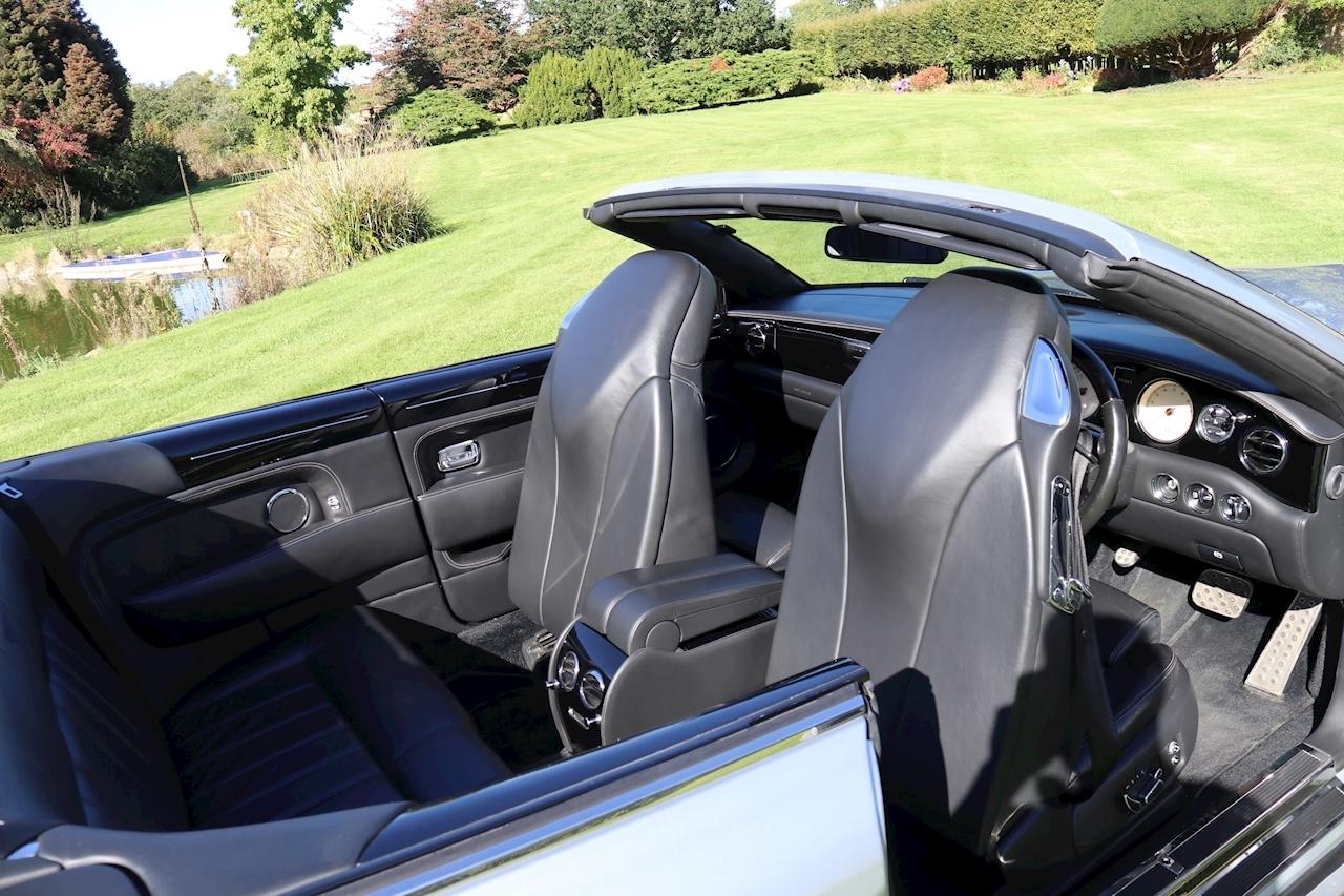 2006 Bentley AZURE