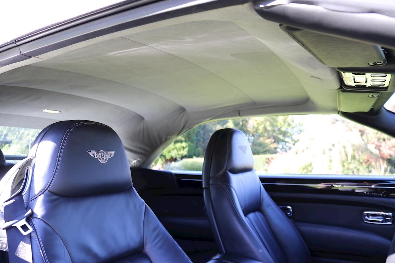 2006 Bentley AZURE