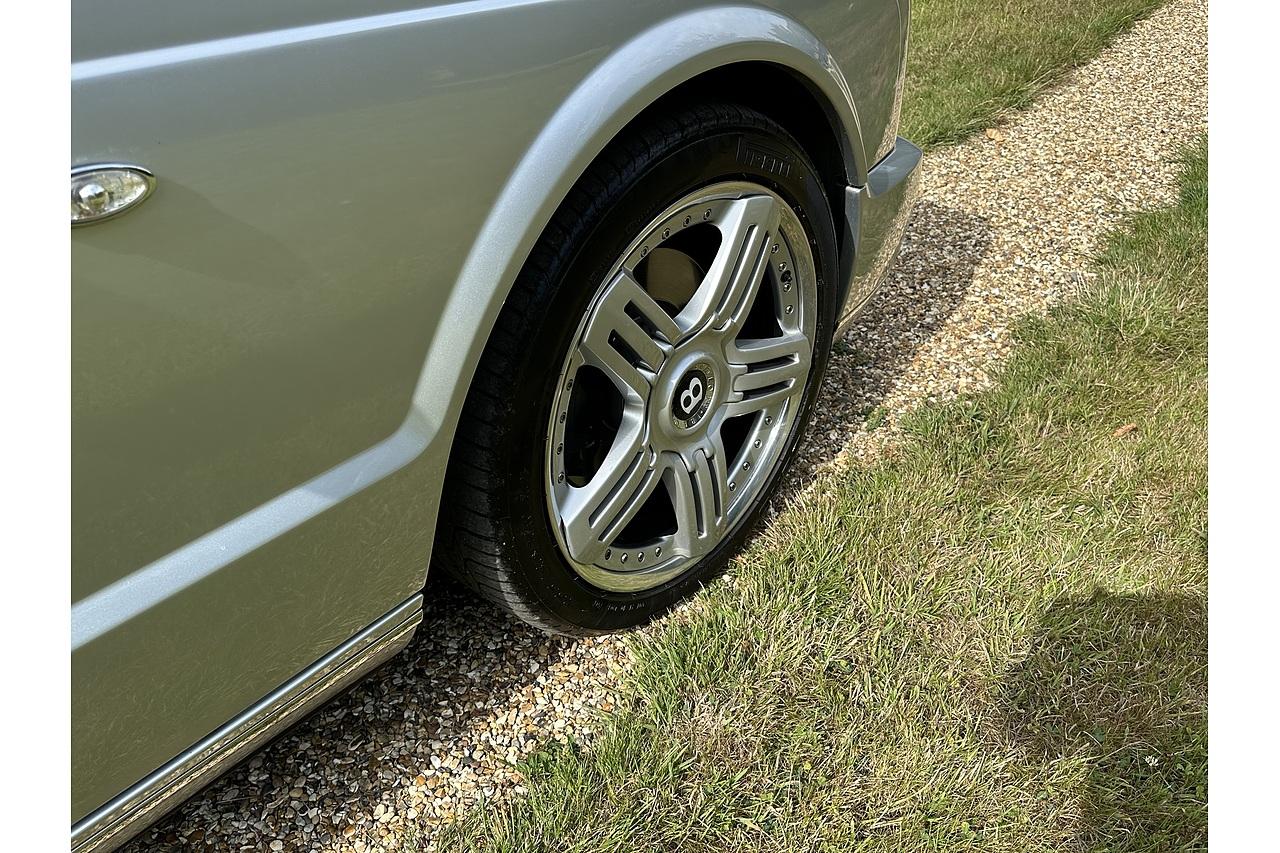 2006 Bentley AZURE