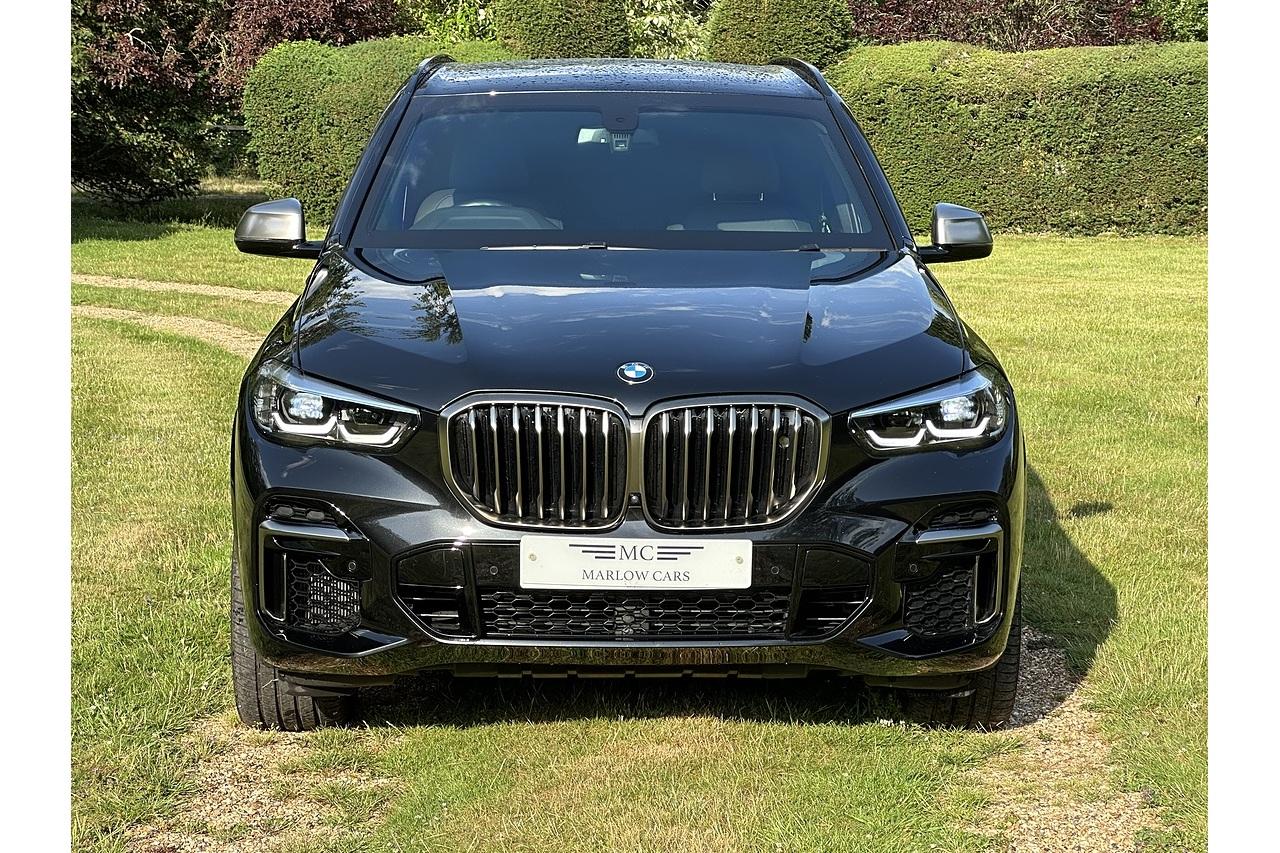 2024 BMW X5 M50i V8