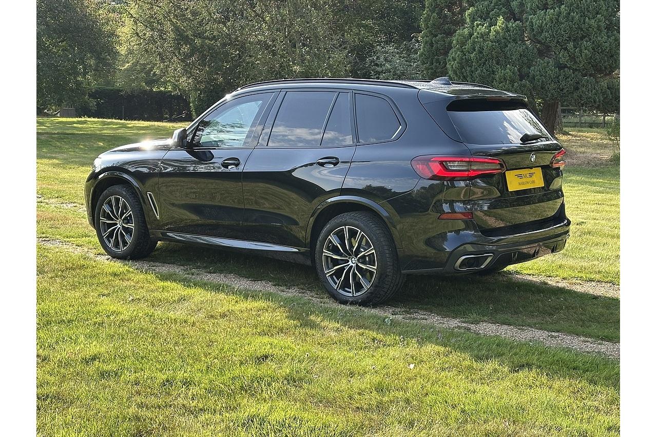 2024 BMW X5 M50i V8