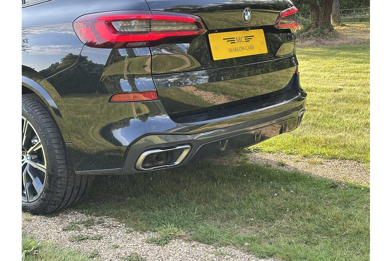 2024 BMW X5 M50i V8