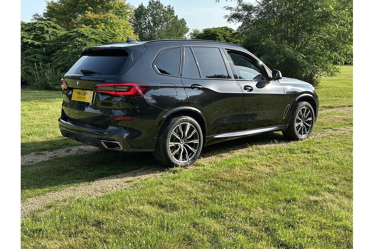 2024 BMW X5 M50i V8