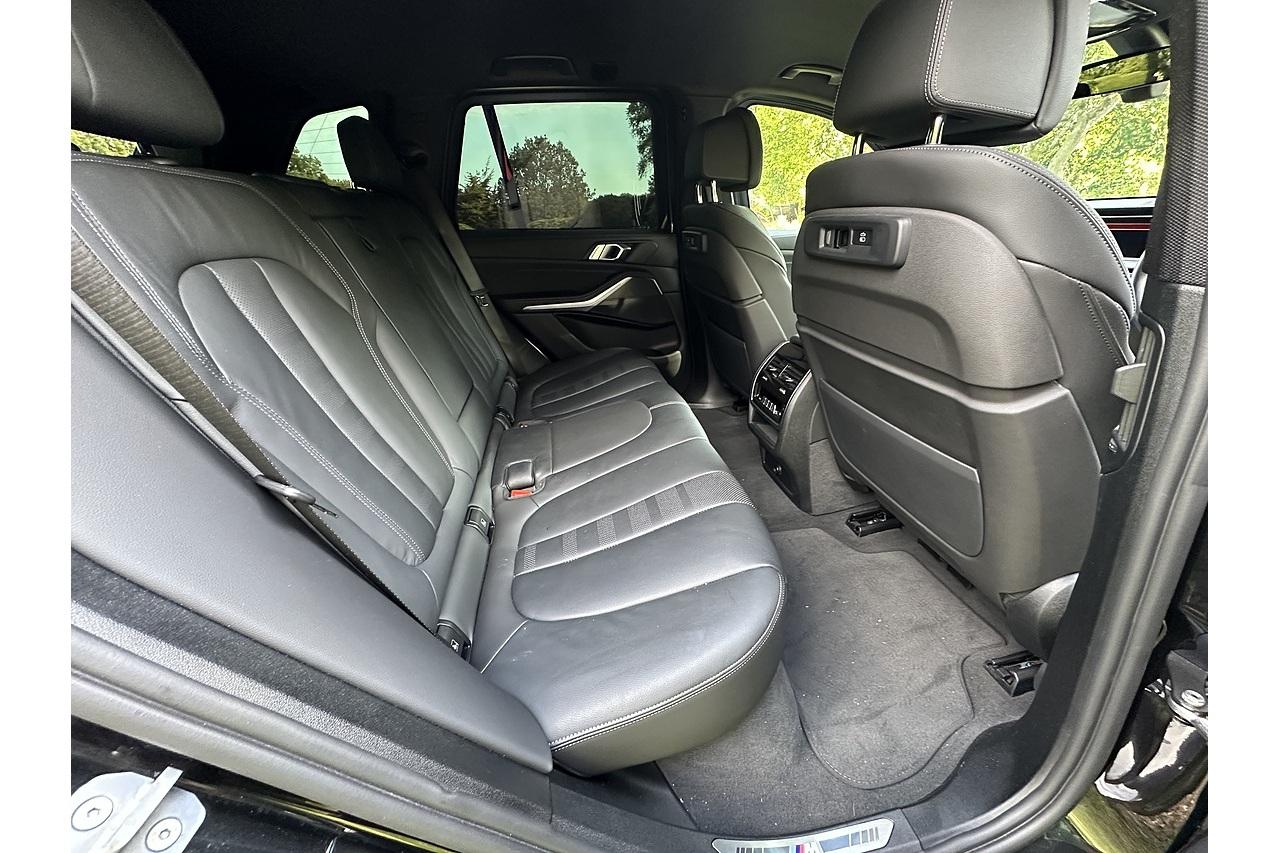 2024 BMW X5 M50i V8