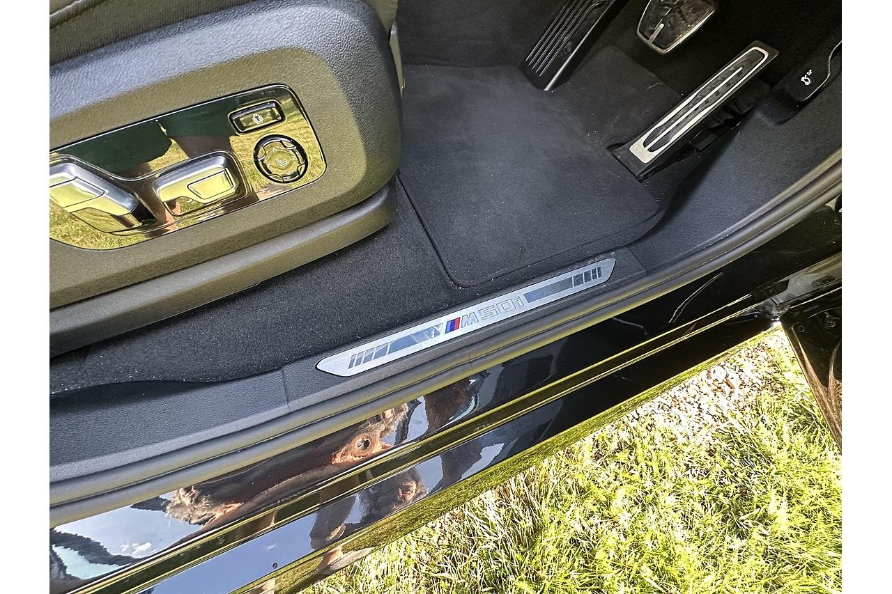 2024 BMW X5 M50i V8