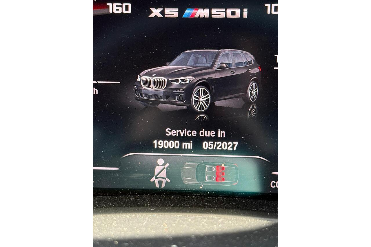 2024 BMW X5 M50i V8