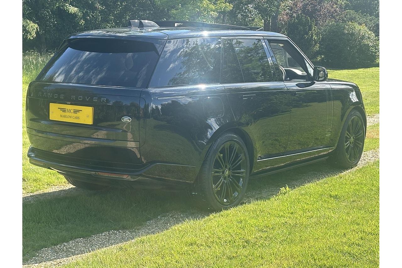 2022 Land Rover Range Rover D350 MHEV First Edition
