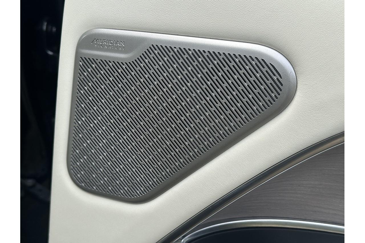 2022 Land Rover Range Rover D350 MHEV First Edition
