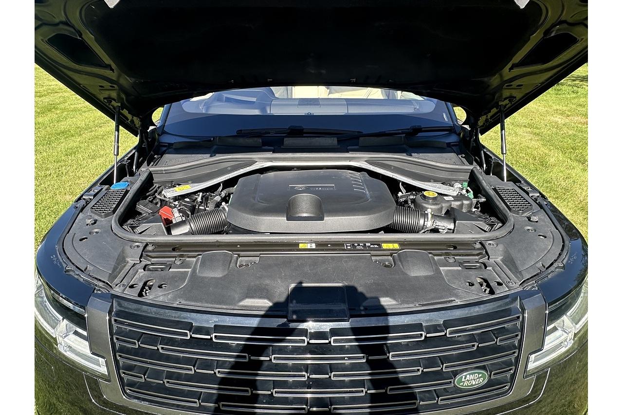 2022 Land Rover Range Rover D350 MHEV First Edition