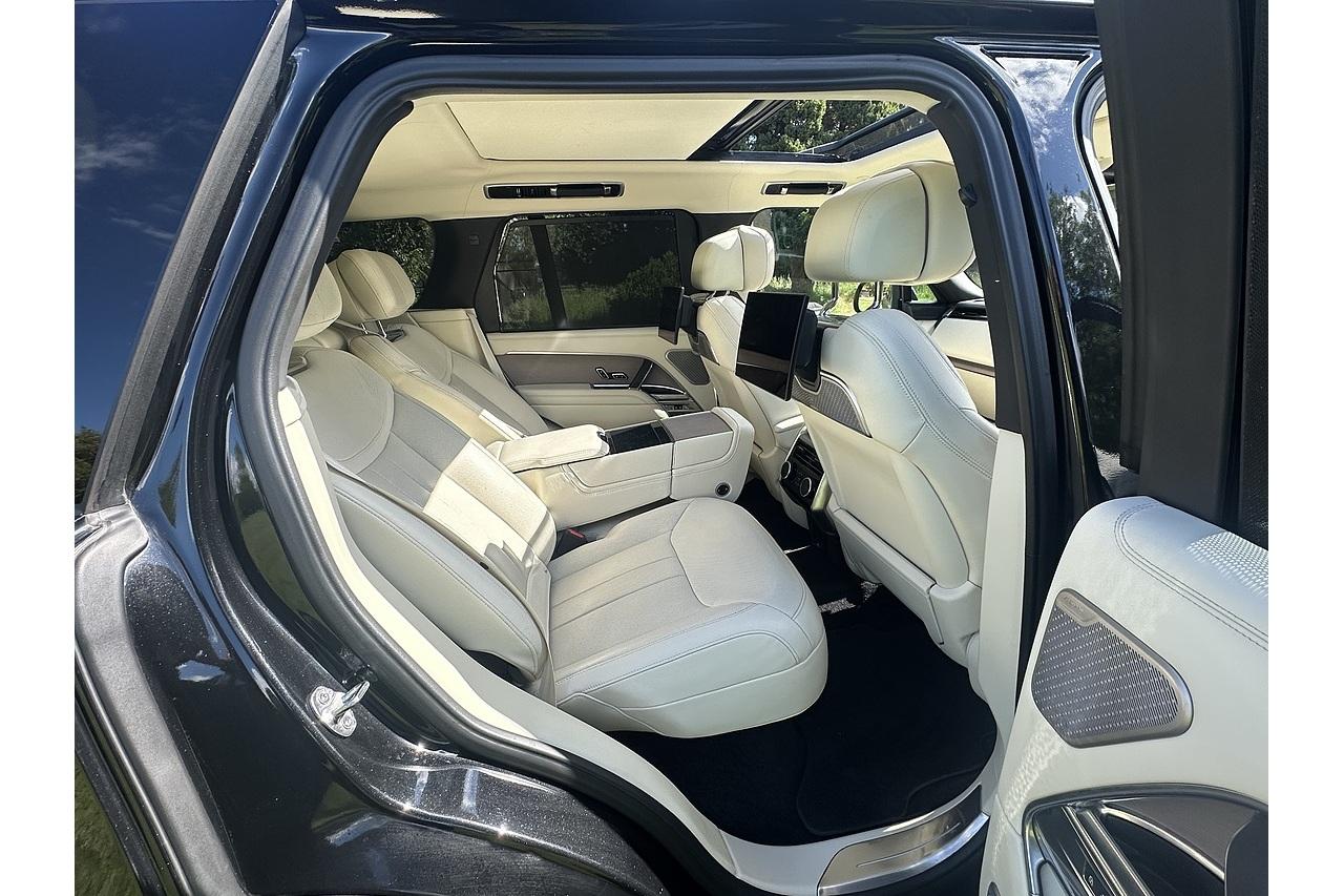 2022 Land Rover Range Rover D350 MHEV First Edition