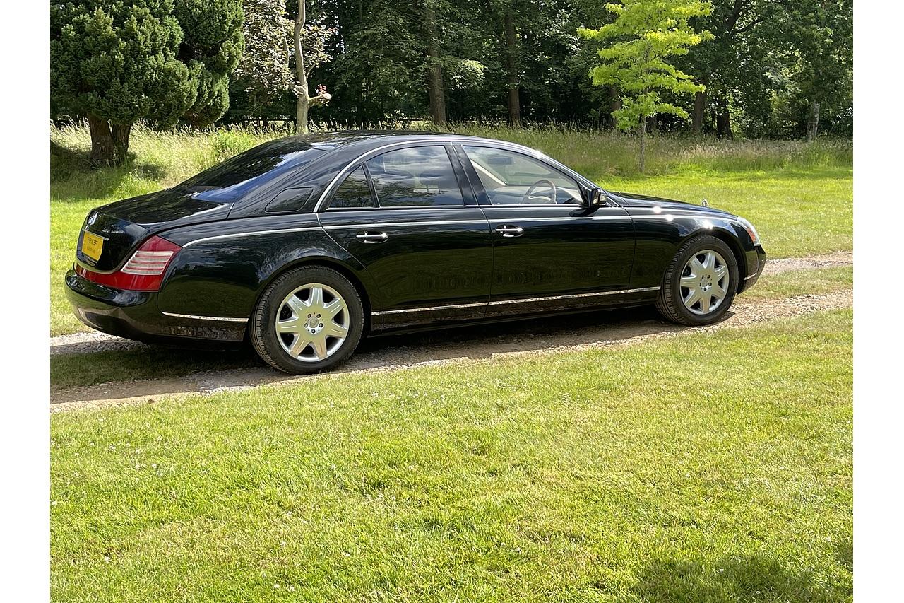 2004 AC Maybh 57 Saloon