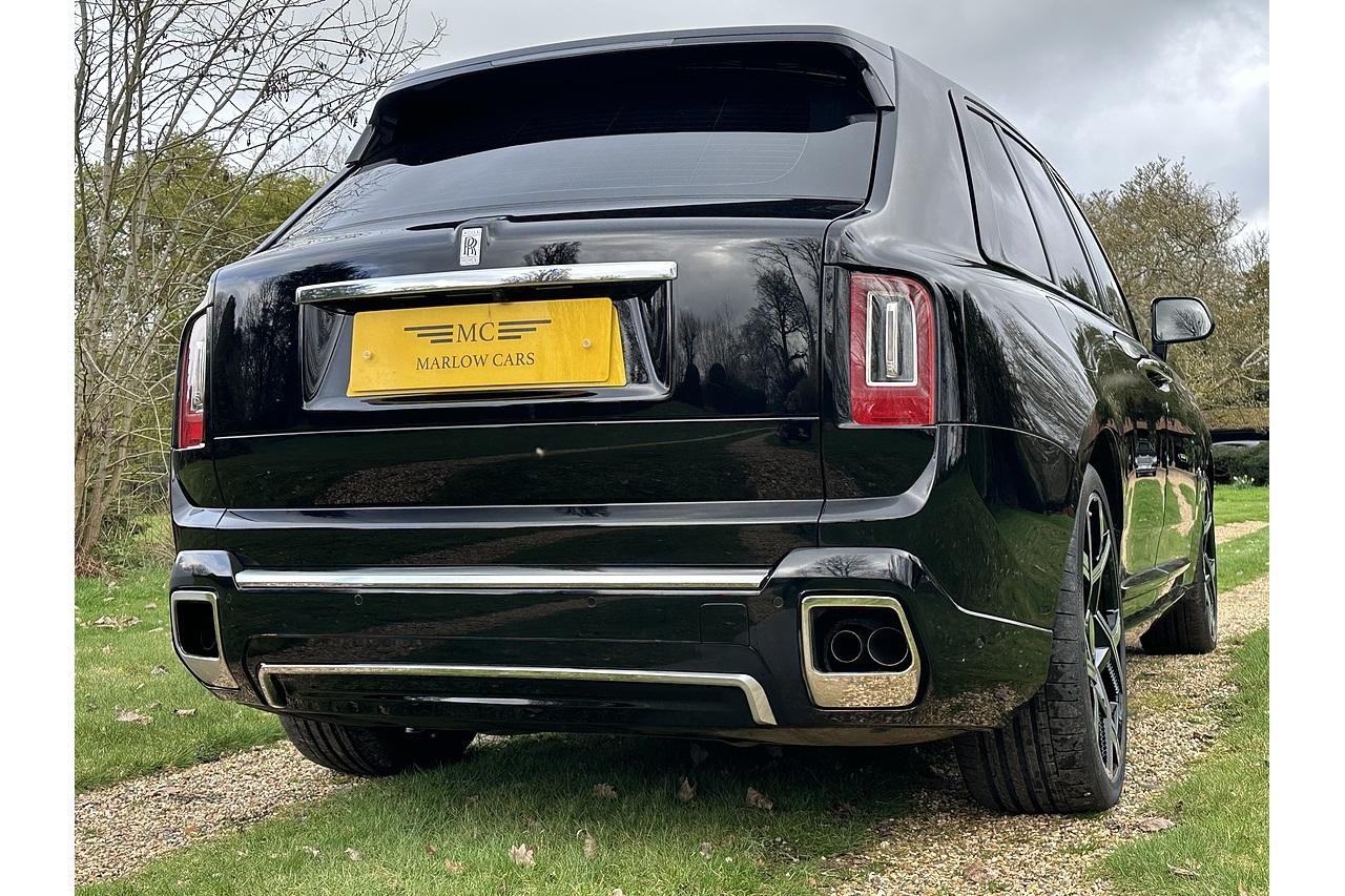 2022 Rolls - Royce Cullinan V12