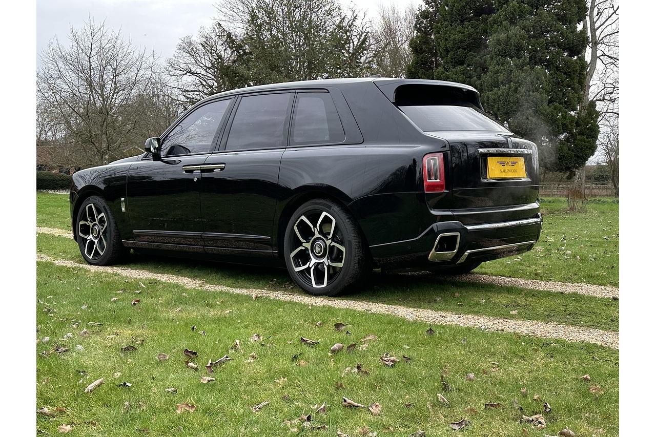 2022 Rolls - Royce Cullinan V12