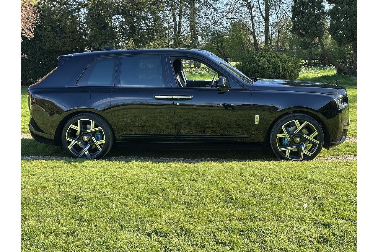 2022 Rolls - Royce Cullinan V12