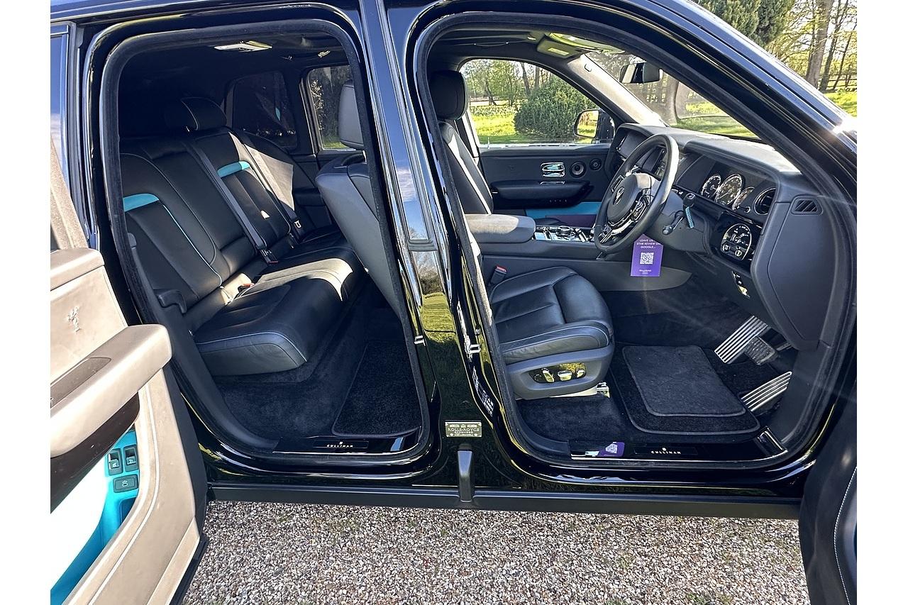 2022 Rolls - Royce Cullinan V12