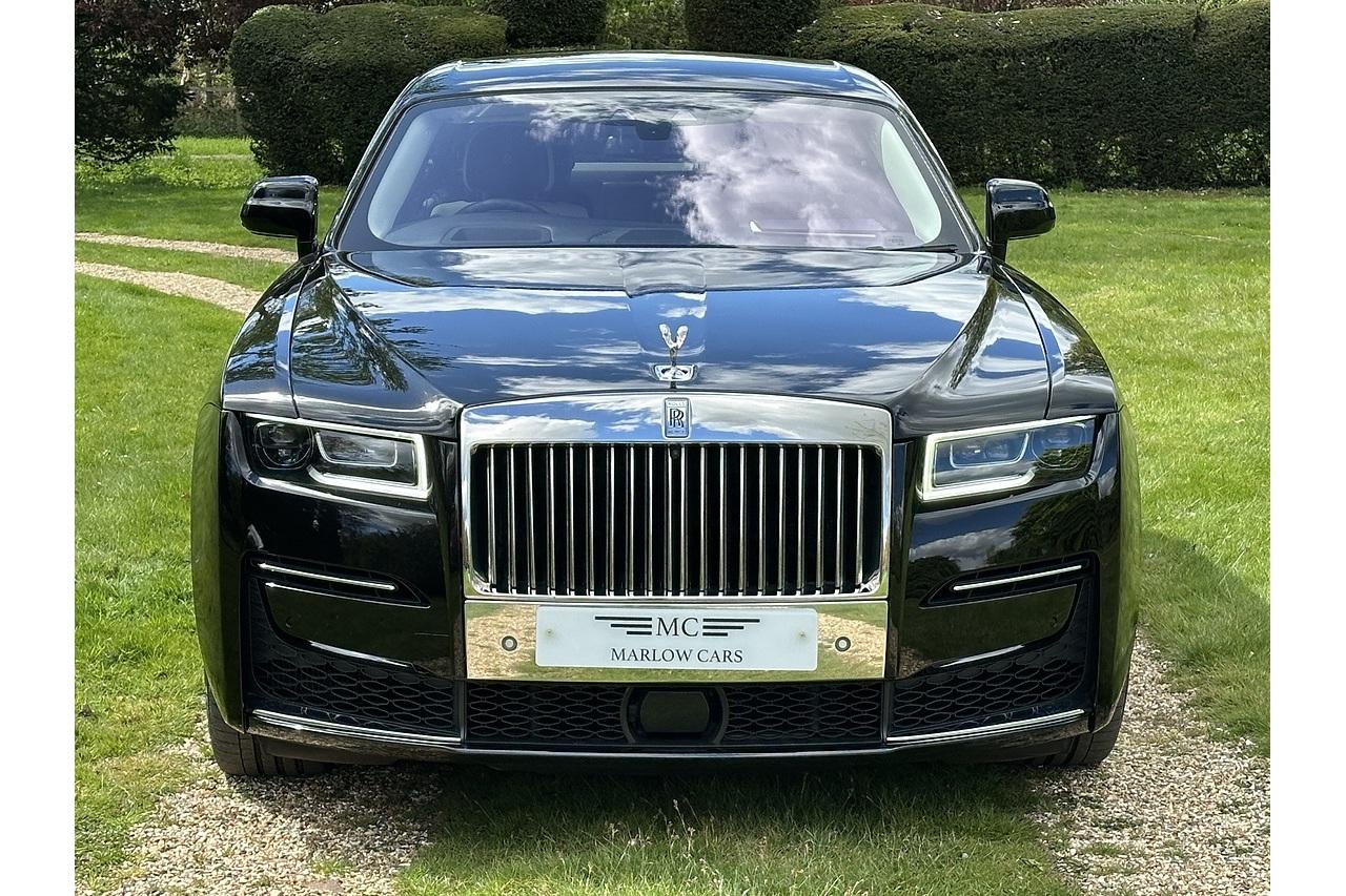 Rolls - Royce Ghost EWB V12