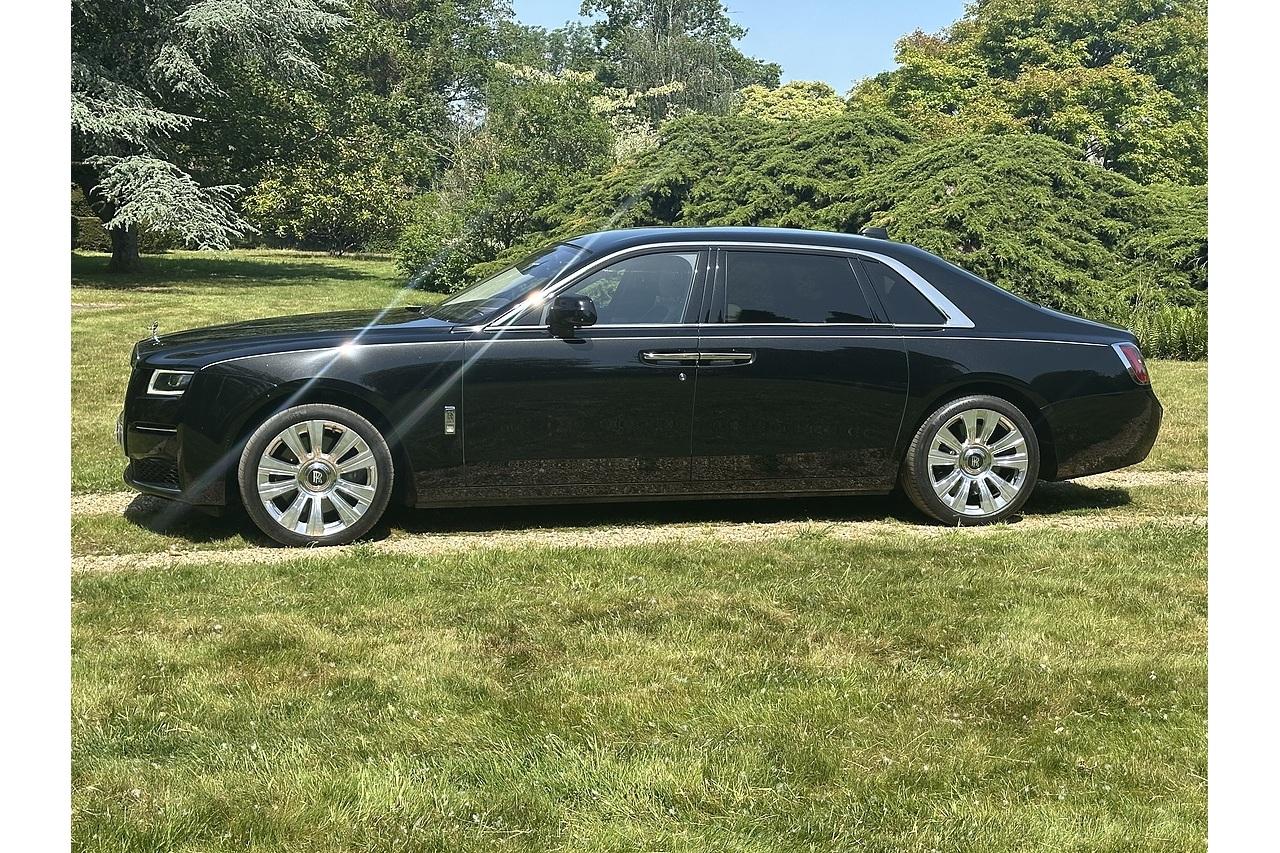 Rolls - Royce Ghost EWB V12