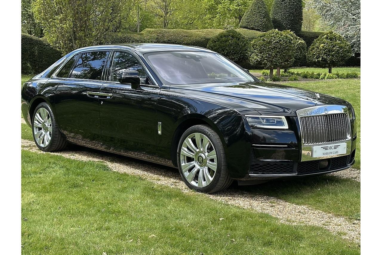 Rolls - Royce Ghost EWB V12