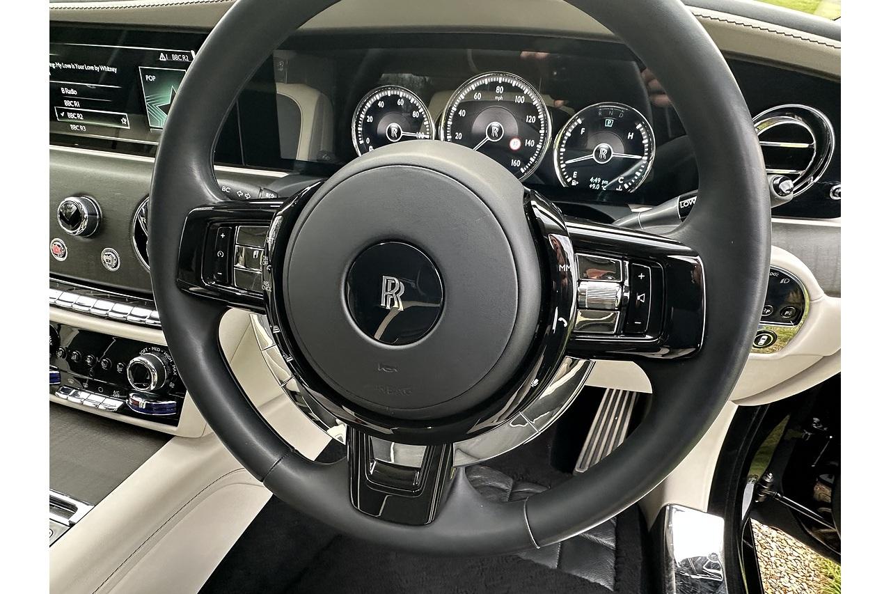 Rolls - Royce Ghost EWB V12