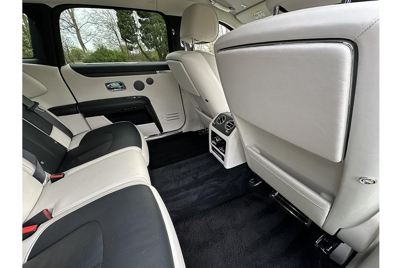 Rolls - Royce Ghost EWB V12