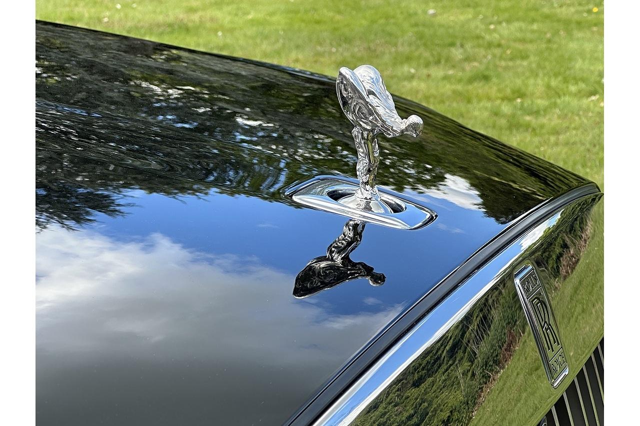 Rolls - Royce Ghost EWB V12