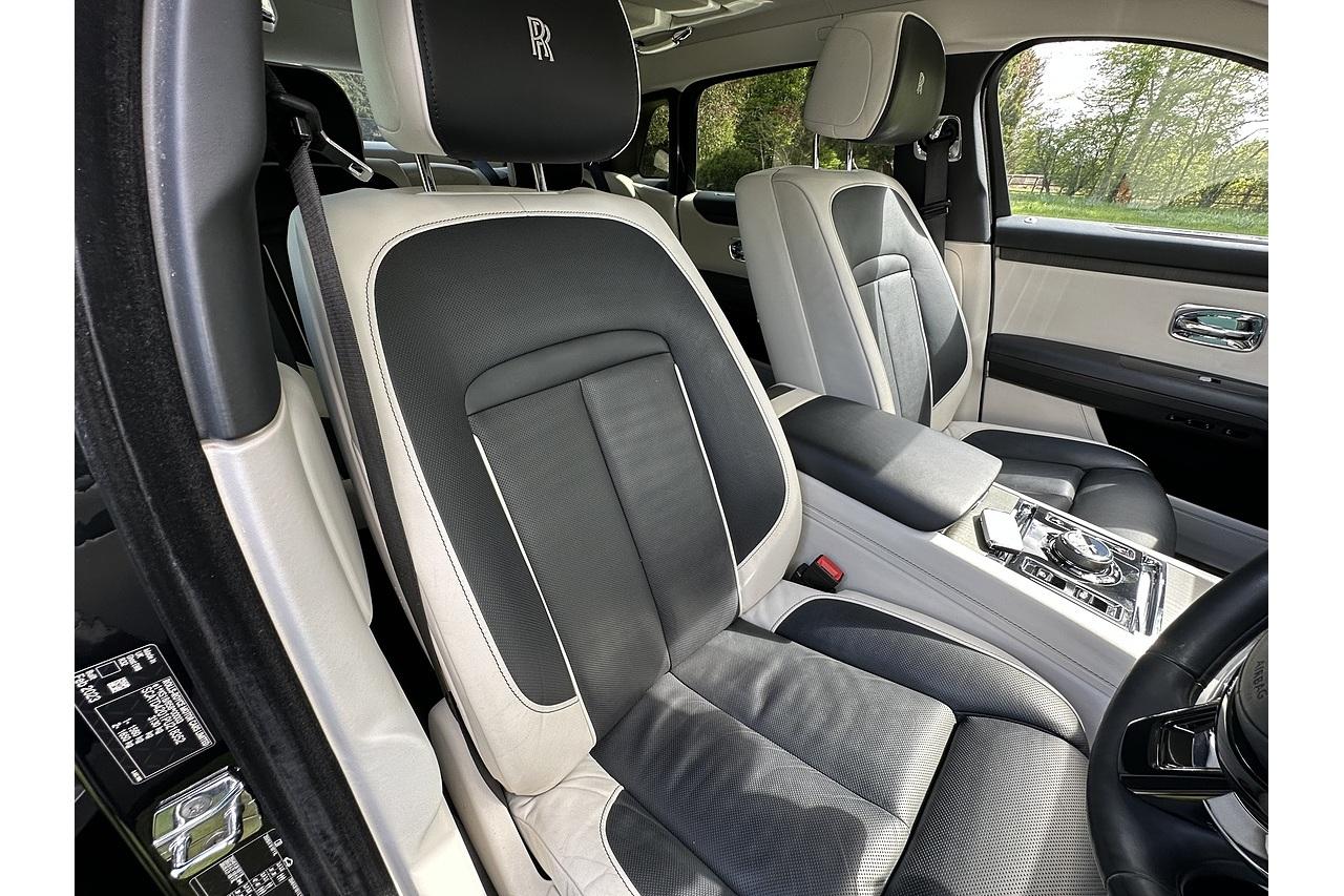 Rolls - Royce Ghost EWB V12