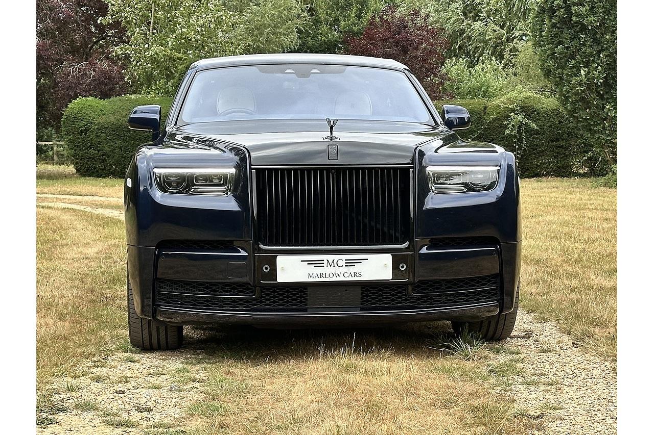 Rolls - Royce Phantom V12