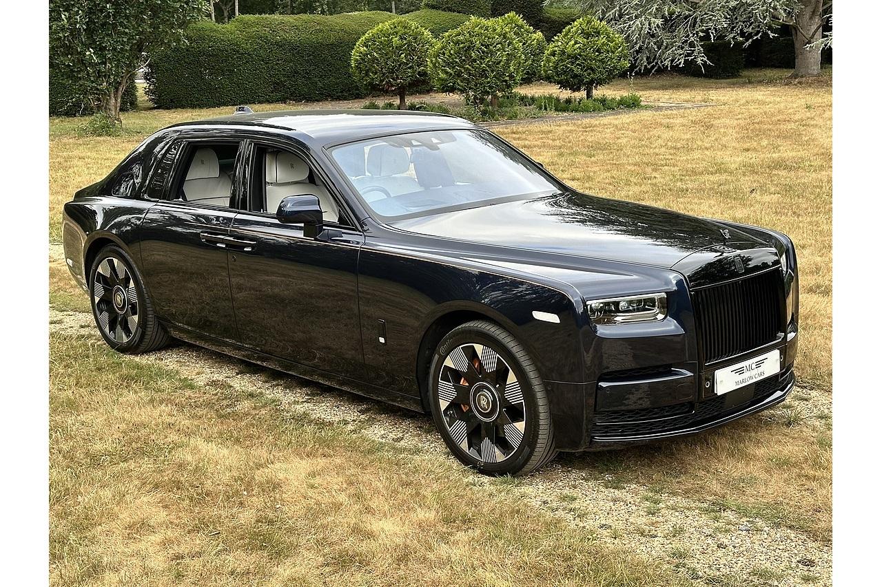 Rolls - Royce Phantom V12