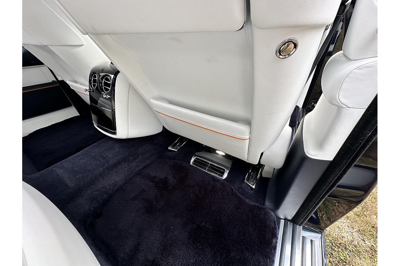 Rolls - Royce Phantom V12