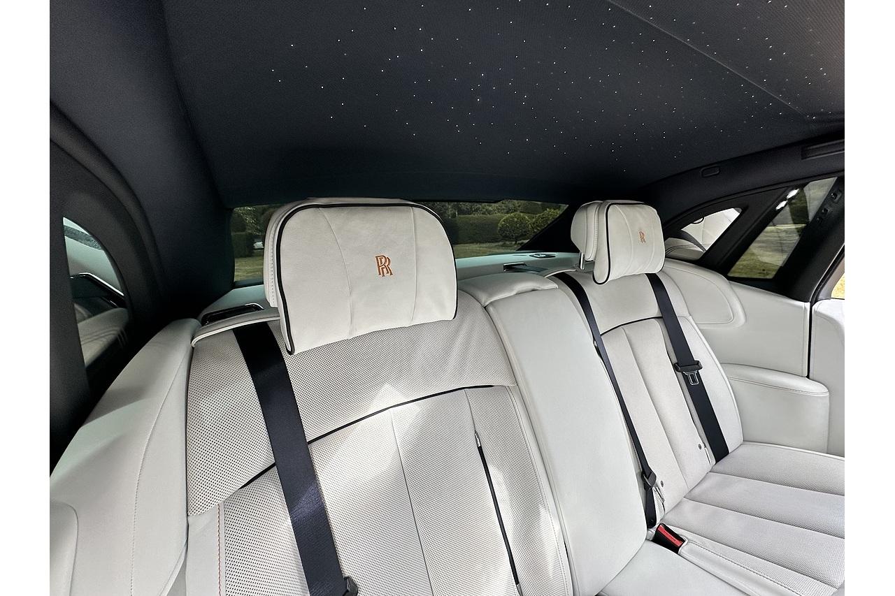 Rolls - Royce Phantom V12