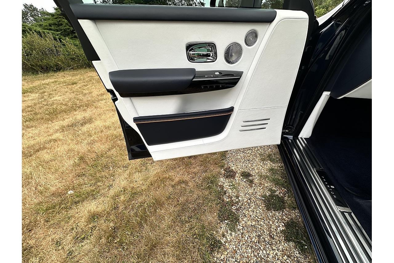Rolls - Royce Phantom V12