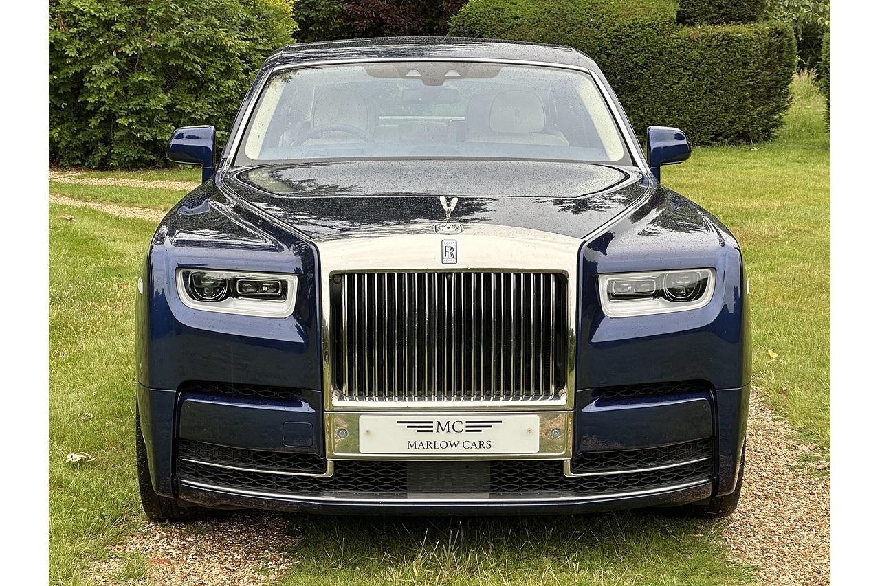 2018 Rolls - Royce Phantom V12