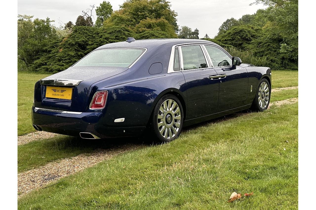 2018 Rolls - Royce Phantom V12