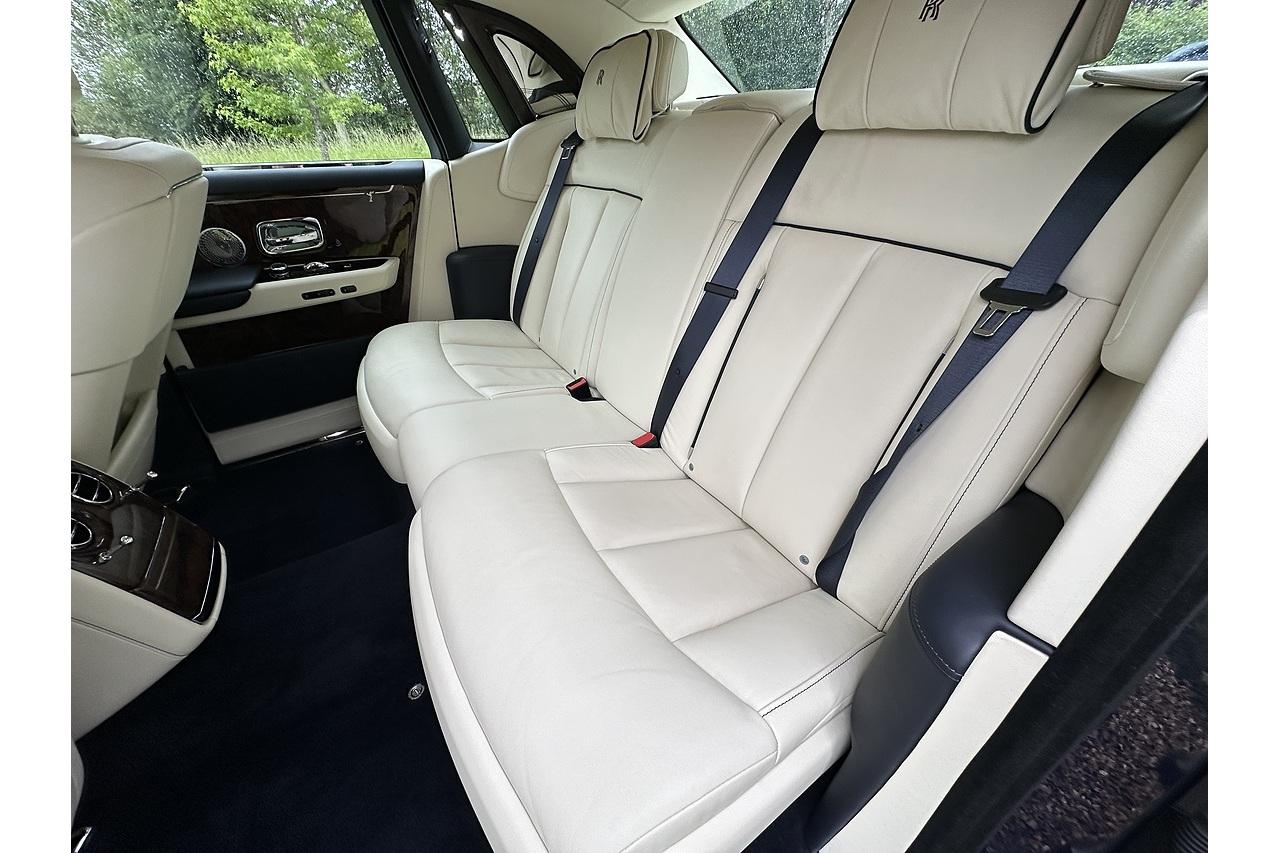 2018 Rolls - Royce Phantom V12
