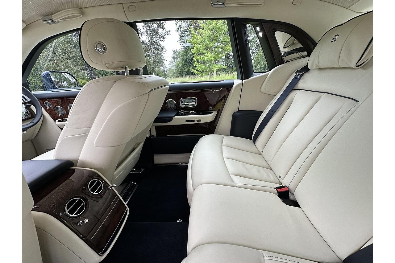 2018 Rolls - Royce Phantom V12