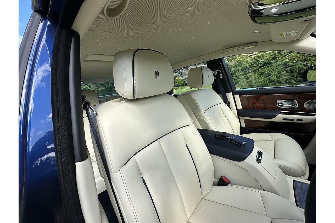 2018 Rolls - Royce Phantom V12