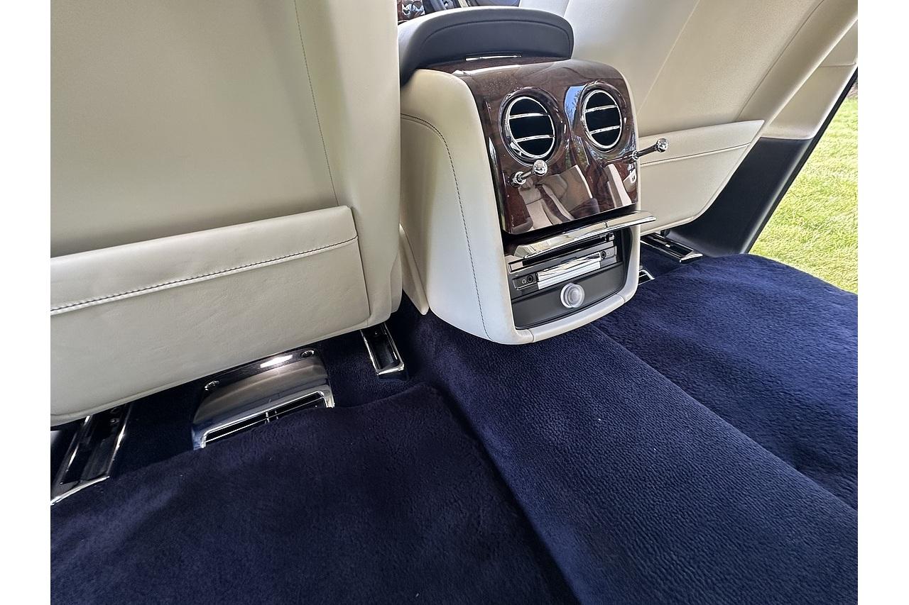 2018 Rolls - Royce Phantom V12
