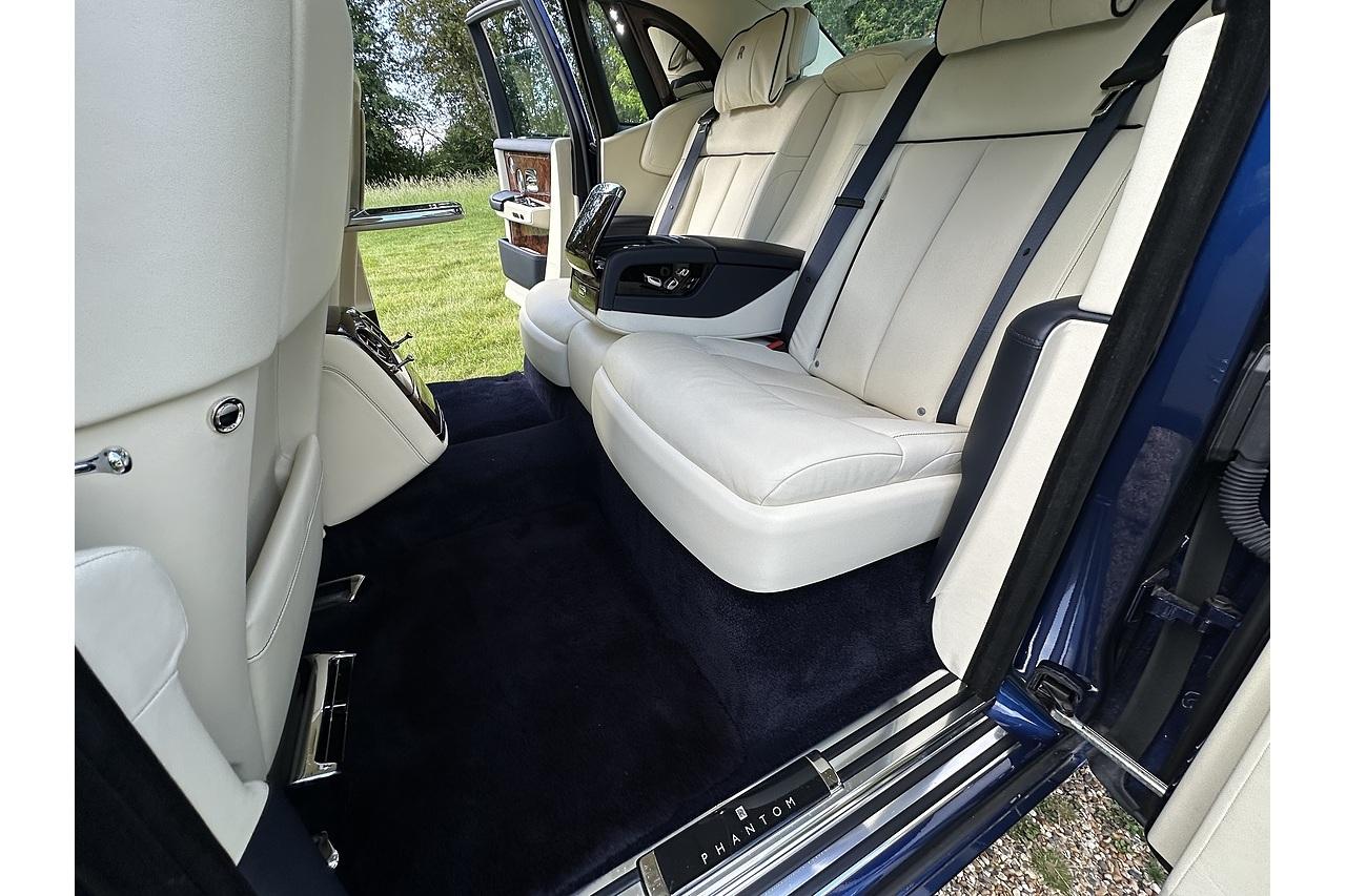 2018 Rolls - Royce Phantom V12