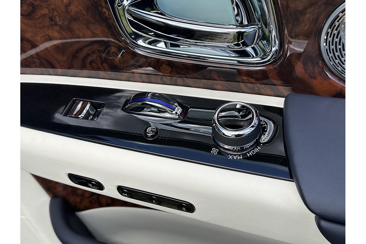 2018 Rolls - Royce Phantom V12