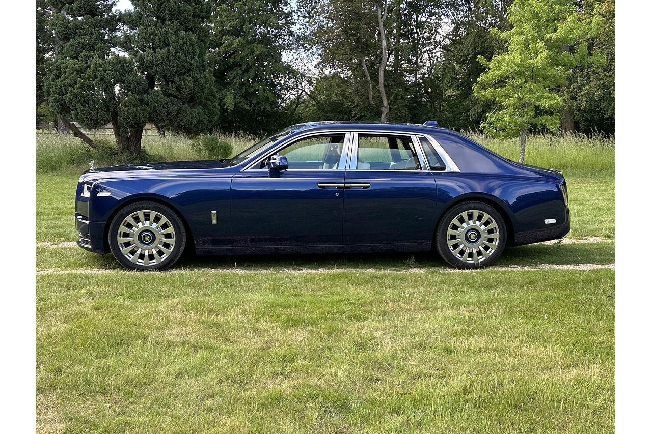 2018 Rolls - Royce Phantom V12