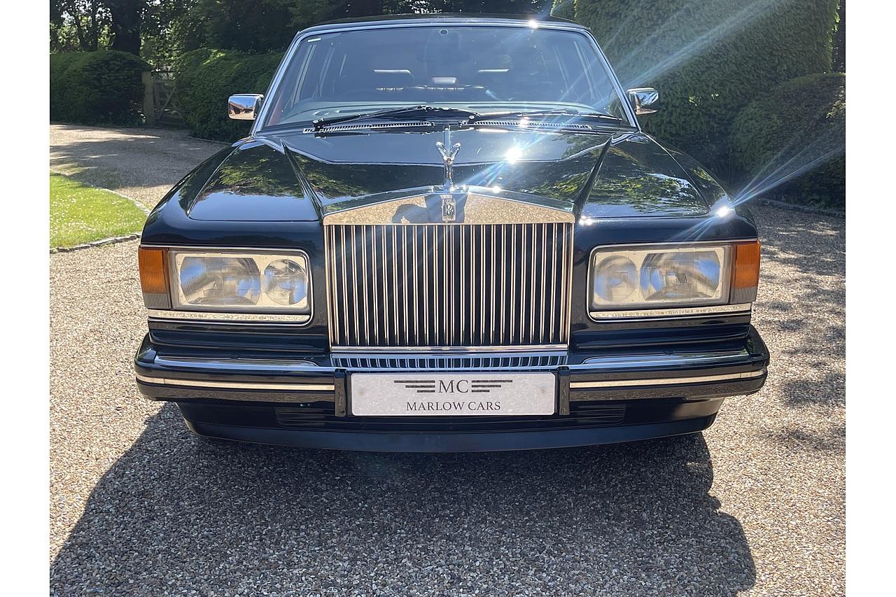 Rolls - Royce Silver Spirit 6 Door stretch limo