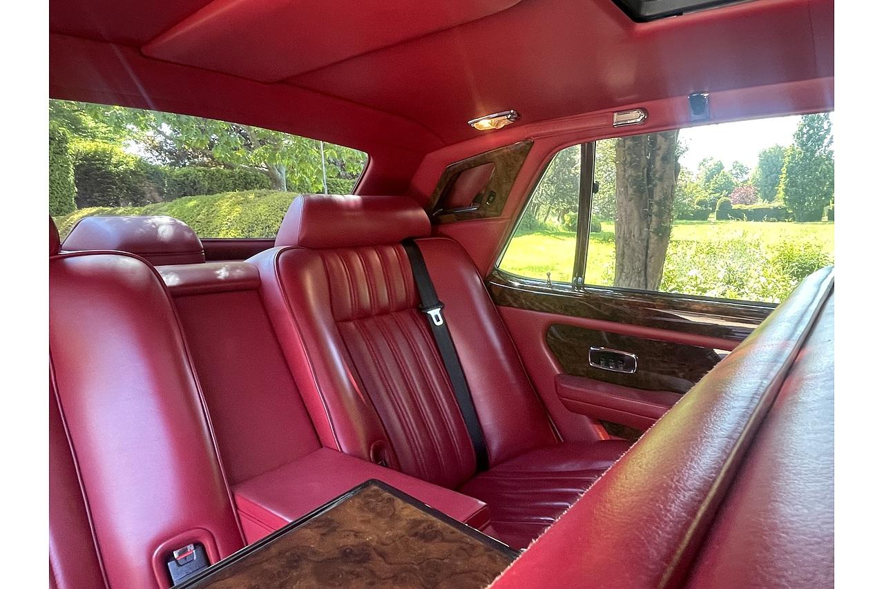 Rolls - Royce Silver Spirit 6 Door stretch limo